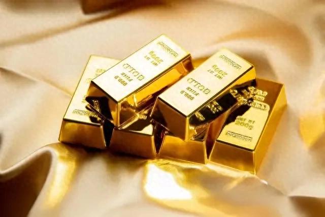 金价连续大跌，投资黄金者心急如焚，背后原因究竟为何？