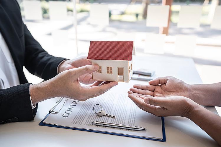 购房贷款批下来后要做的事：确认放款、签合同、领钥匙等